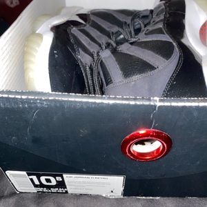Air Jordan 11 Retro